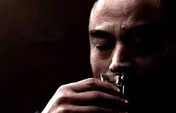 酒桌上遇到恶意劝酒？教你三招应对